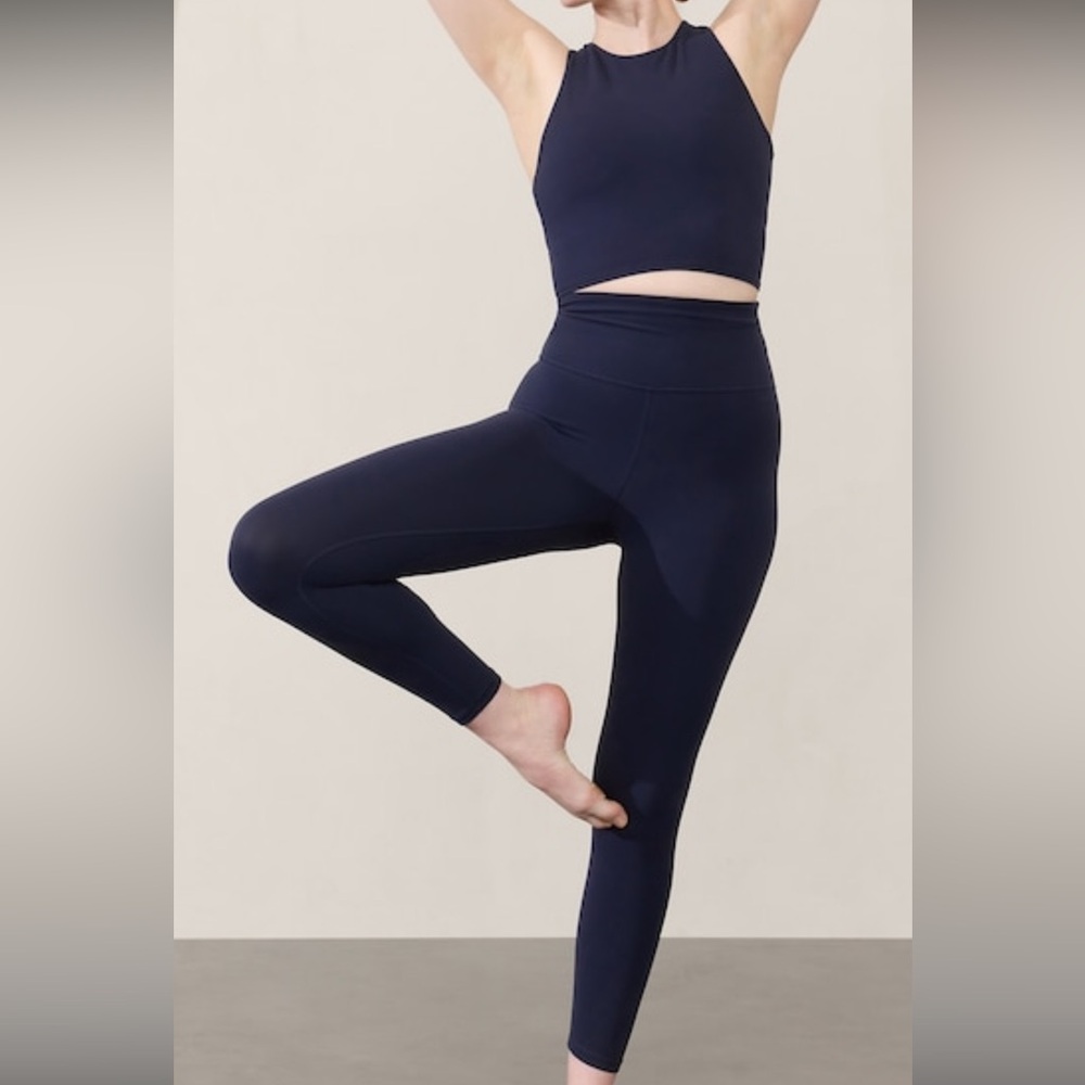 Women’s Athleta ultra high-rise leggings